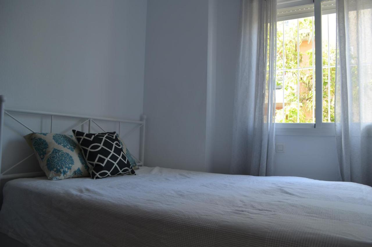 Apartamento Reformado Parking Gratis Sevilla Kültér fotó