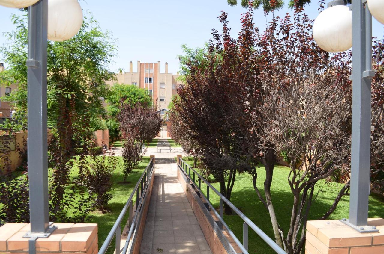 Apartamento Reformado Parking Gratis Sevilla Kültér fotó