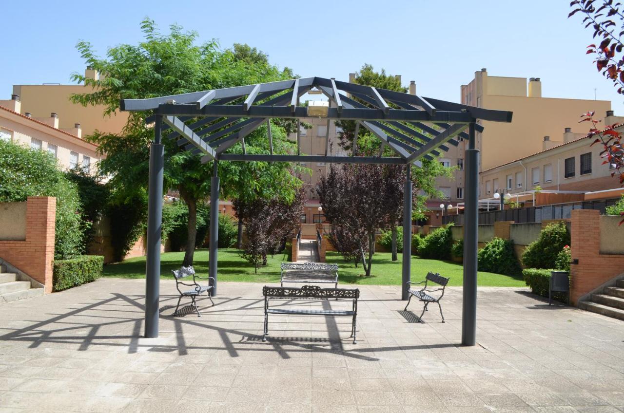 Apartamento Reformado Parking Gratis Sevilla Kültér fotó