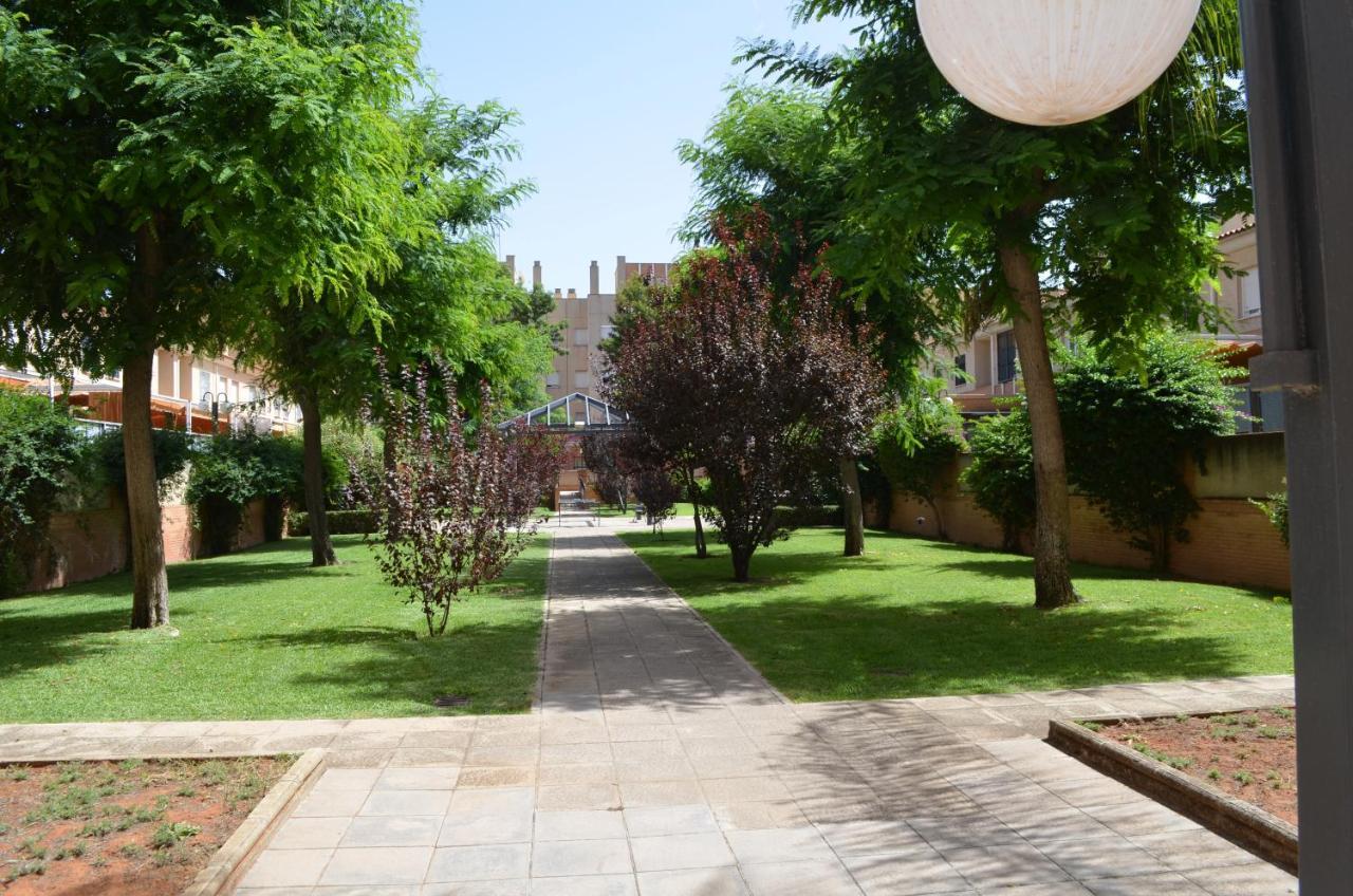 Apartamento Reformado Parking Gratis Sevilla Kültér fotó
